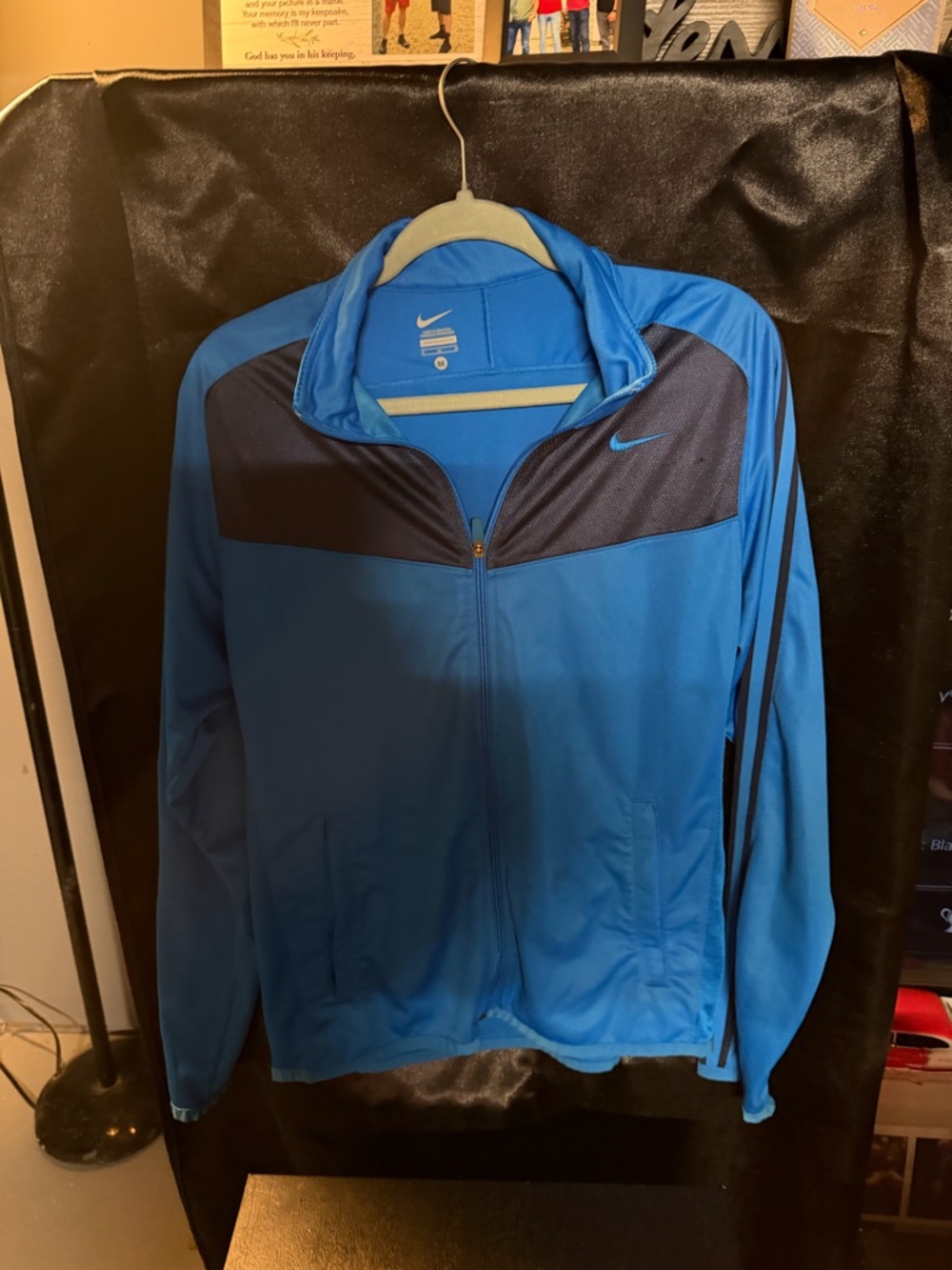 Nike Men’s Bright Blue Full-Zip Performance Jacket with Navy Yoke